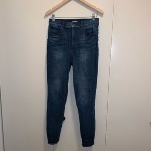 Express Stretch Super High Rise Ankle Legging